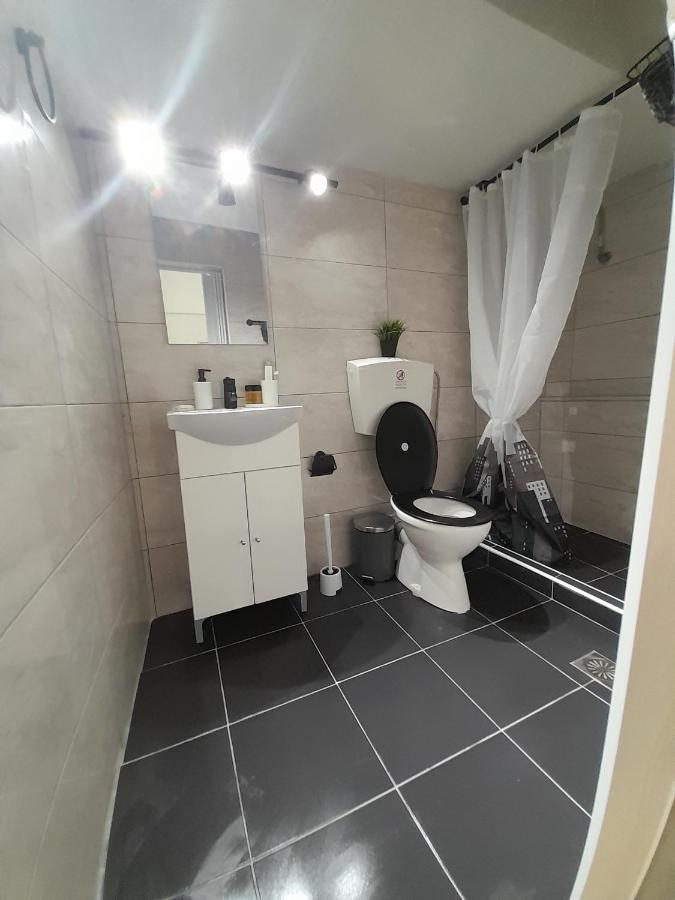Cocomelo Apts 2 Heraklion  ภายนอก รูปภาพ